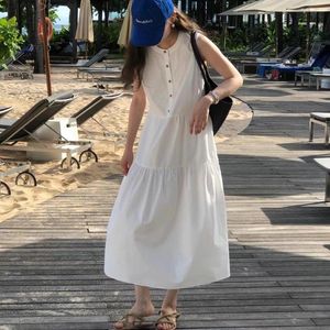 Vestidos casuales Corea del Sur Dongdaemun Chic Temperamento Botón simple Máquina cuidadosa Sin espalda Suelto Chaleco sin mangas Vestido de verano