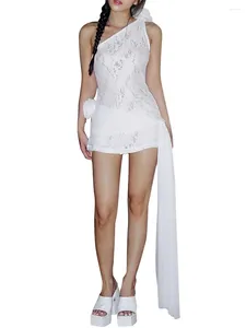 Robes décontractées femme s robe en dentelle blanche courte corpore en sortant une épaule sans manches 3d fleur serrée mini sexy fête