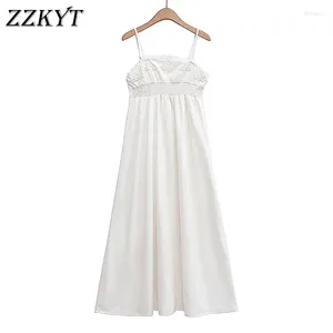 Robes décontractées robes féminines Summer Blanc Broderie Spaghetti Spaghetti Femme Femme Élégante et jolis vestidos