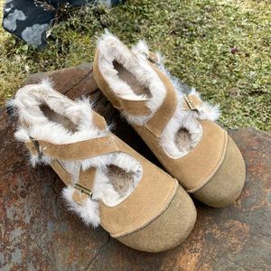 Chaussures décontractées en velours et cuir de vache chaud pour femmes, bottes de neige à la mode avec boucle de ceinture, collection automne-hiver 2024