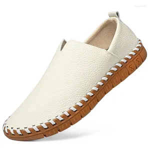 Zapatos casuales 2024 diseñador de cuero de vaca para hombres moda Color sólido primavera otoño cosido a mano sin pegamento mocasines zapato masculino