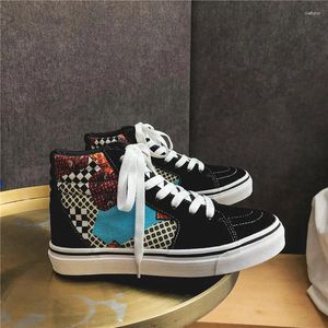 Zapatos informales 2024 Flat Women High Top Canvas Unisex Sneakers Mid-Cut Students Skateboard Men Sports 35-44