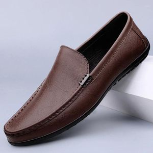 Chaussures décontractées 2024 Handmade Mens Geatin Leather Men Men Locs confortables mocassins All-Match Driving Shoe
