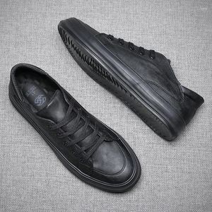 Zapatos casuales 2024 primavera hombres vulcanizados estilo británico plataforma costura otoño PU cuero pisos negro gris café S9273