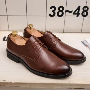 Chaussures décontractées 38-48 hommes d'affaires marque formelle Oxford en cuir respirant bureau mocassins chaussures robe pour hommes à lacets