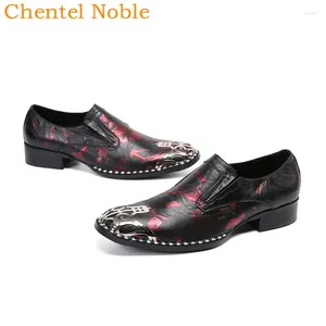 Zapatos casuales Marca Chentel Manual Metal Caballero Zapatos únicos para hombres 2024 Vestido de cuero real Fiesta de fondo plano para hombre Color rojo negro