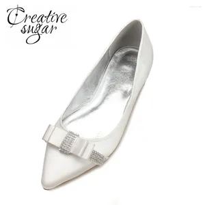 Chaussures décontractées créatifsUsugar Rhinestone Bow Sweet Satin Flats for Bridal Wedding Party Prom Événement Robe Blanc Ivory Champagne rouge