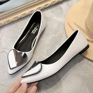 Zapatos casuales Cresfimix Mujeres Lucas de cuero PU dulce y dulce Pu para la oficina Lady Summer Comfort Flats White Fashion Lofa A6053