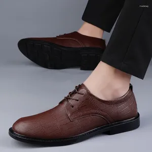 Zapatos casuales de marca de diseñador de cuero genuino negro para hombres para conducir con cordones negocios Oxfords Oficina Formal hecho a mano