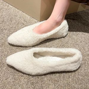 Chaussures décontractées Femmes Fouvrages Bottes d'hiver de marche fourrure 2024 tendance peu profonde