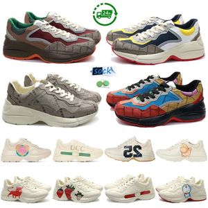 Chaussures décontractées pour hommes femmes Designer Sneaker Lip Sports épais semelles dessin animé lettres épais Soleg famille Beige noir Nude Camel plate-forme chaussure hommes sport baskets 35-45