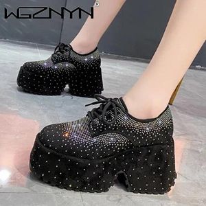 Chaussures décontractées High Top Spring Black Style Style Fashion 9,5 cm Platforms Platforms Platforms Sneakers Tide Shine Bling Rhinestone