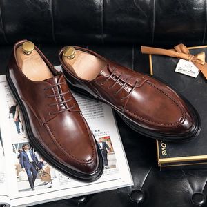 Zapatos informales para hombre, vestidos formales de boda de negocios, zapato Derby con cordones de cuero suave, calzado transpirable para caballero negro y marrón