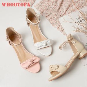 Chaussures décontractées Summer confortable Pink White Women Sandals Fashion 3cm Low Heel Lady Party plus petite taille 10 28 30 43