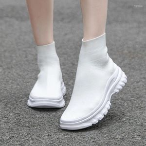 Zapatos informales Mujeres de verano Stretch Fashion Baots Boots Boots Shorts Sleakers Slip on Flats para mujeres tenis femenino