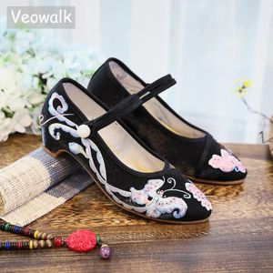 Zapatos informales Veowalk Vintage Women Flock Fabrica de algodón Bordado Mary Jane Cómoda estilo chino Toe para damas