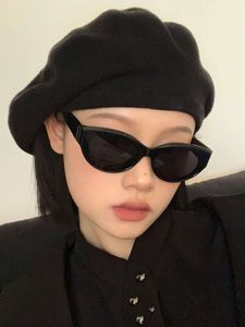 Lunettes de soleil œil de chat pour femmes, nouveau Style avancé d'hiver américain, petit visage, lunettes de soleil pour la neige, 2023