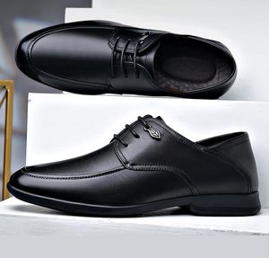 Caual para hombres 2022 zapatos de deporte al aire libre para el hogar zapatillas de deporte transpirables Fahion de alta calidad de cuero Real negro azada tendencia Cool498