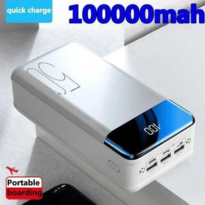 Banques d'électricité de téléphone portable de qualité 100% authentique Charge rapide 100000mAh / 9800mAhPower Bank Capacité Mobile Power Universal 5V2.1a Charge rapide J240428