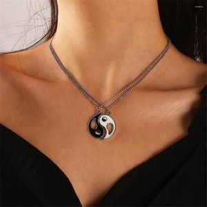 Chaînes 2 pièces amis collier bijoux Yin Yang Tai Chi pendentif Couples appariés colliers pendentifs unisexe amoureux saint valentin cadeau