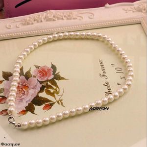 Chaînes 40cm Classique Peal Perles Collier Bijoux De Mode Prix De Gros Blanc Imitation Perle D'eau Douce Pour Les Femmes