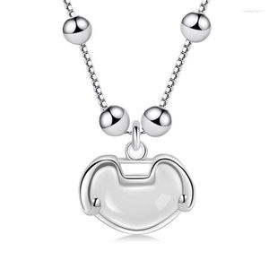 Chaînes Un collier pendentif de serrure pour femme petit design léger bijoux de luxe sens avancé version coréenne chaîne de clavicule simple