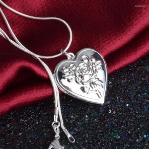 Cadenas Classic Vintage Rose Flower 925 Sterling Silver Needle Locket Doble Corazón Collar Po El Collar Colgante Regalo de mujer