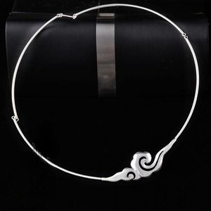 Chaînes collier en argent Suman même style Xiang femme nuage motif clavicule chaîne moyen court collierChains