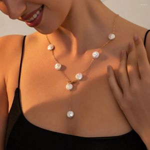 Cadenas de moda Iminación Collar de perlas Color dorado Cuentas redondas planas para mujeres Cadena larga ajustable Joyería de moda