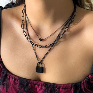 Chaînes Vintage Gothique Creux Croix Amour Serrure Pendentif Colliers Noir Couleur Cool Street Style Pour Hommes Femmes Cadeau En Gros Cou Bijoux