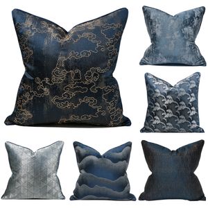 Housses de chaise de haute qualité bleu housse de coussin de luxe conception abstraite brodé oreiller décoratif pour canapé salon 18x18 20x20 230613