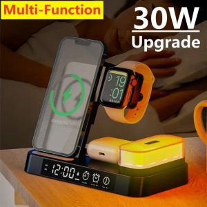 Chargers 30W 3 en 1 Chargeur sans fil PAD ALARME ALARME LETURE NIGHT LEAU FAST Station de charge pour iPhone Samsung Galaxy Watch Iwatch