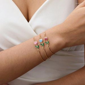 Bracelets de charme 2024 Bracelet de tulipe de mode vintage pour les femmes Girls Sweet Elegant Flower Chain femelle Bohemian Jewelry Gifts Wholesale
