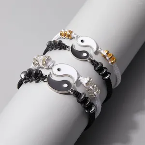 Bracelets de charme 2pcs / set Friendship Bracelet tressé pour les femmes Friends Amis assorti Yin Yang Fashion Couple de mode Bijoux