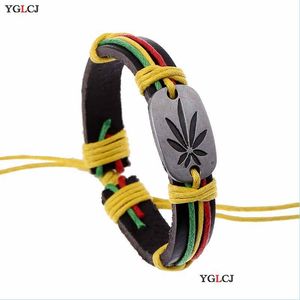 Bracelets De Charme Rétro Bracelet En Cuir Alliage Bijoux Colorf Feuilles D'érable Corde Punk Jamaïcain Reggae Rouge Jaune Vert Mens Dangle Décor Dh9Ti