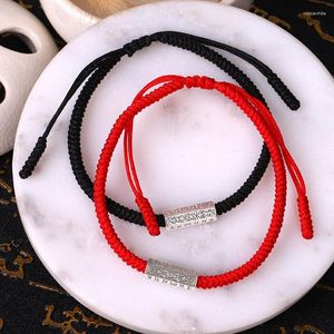 Bracelets de charme Bracelet tressé rouge de festival de bateau-dragon à six caractères bouddhiste tibétain