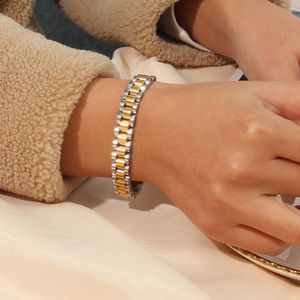 Pulseras de encanto Pulsera Reloj de pulsera Acero inoxidable Oro Plata Color Cadena impermeable Pulsera Brazaletes para mujeres 230215