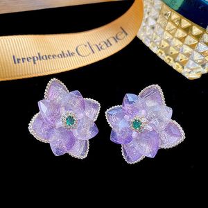 Les boucles d'oreilles en cristal violet version coréenne sont légères et luxueuses. Printemps Été New Highend Unique Square 230630