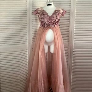 Encantador vestido de maternidad rosa melocotón, vestidos sexis con abertura frontal Floral para mujer embarazada, vestidos para fotografía con cuello en V y perlas