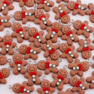 Ciondoli 10 pezzi Ciondoli omino di pan di zenzero di Natale Ciondoli in resina Kawaii per orecchini Bracciale portachiavi Fai da te per bambini Gioielli che realizzano forniture 230826