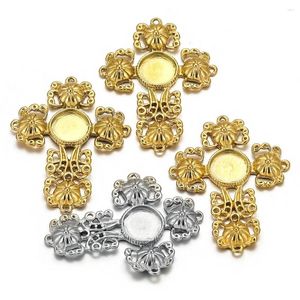 Charms 2pcs acero inoxidable colgantes de placa cruzada de oro chapado en oro para aretes de collar de bricolaje piezas joyas fabricando suministros al por mayor