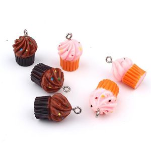 Charmes 5pcs / lot Chocolat Gâteau Crème Résine Pour Boucle D'oreille Résultats 3D Charme Alimentaire Eardrop Keychian Pendentif Bijoux Accessoire275M