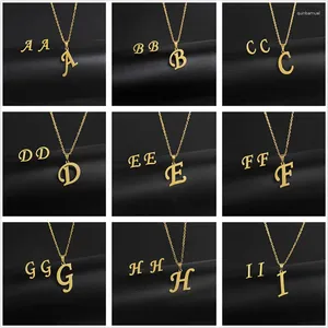 Charms Trend Simple Color dorado A-Z 26 letras conjunto de collar con colgante inicial para mujer pareja gargantilla de cadena con nombre del alfabeto de acero inoxidable