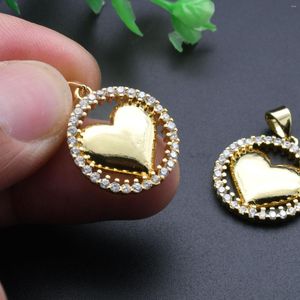 Encantos Venta al por mayor Proveedores de fabricación de joyas Sin níquel Chapado en oro Cobre CZ Ajuste Colgante de corazón para collar de mujer