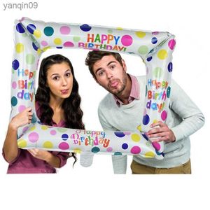 Barato 1 Uds cabina de fotos de cumpleaños globo de papel de aluminio globo de feliz cumpleaños marco de fotos accesorios de fotografía decoración de fiesta de cumpleaños L230626