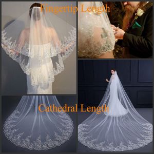 Vele de mariage nuptial pas cher à 2 niveaux avec peigne en dentelle applique paillettes Blanc Ivoire accessoires de cheveux Veille de mariage pour les mariées deux couches 339i