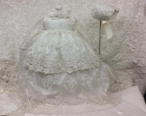 Robes de baptême longs bon marché pour bébé fille avec manches longues Baptême robe à paillettes en dentelle appliquée