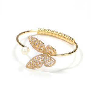 Bracelet réglable ouvert pour femme, bracelets papillon joker de tempérament de mode pour femme, bijoux en cuivre et zircon, vente en gros, NBT1380