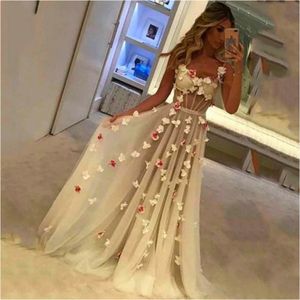 Chic 3D Fleurs Longues Robes De Bal Spaghetti Strap Tulle Femmes Robes De Soirée Dos Ouvert Princesse Robe Formelle