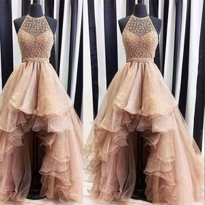 Chic Low Low Champagne Robes de bal Halter Coude Bouded Top Puffy A Line Special Ocn robes Tierred Front Front Long arrière TULLE FEMMES FEMMES SOIR BRITHDAY PARTY Robe